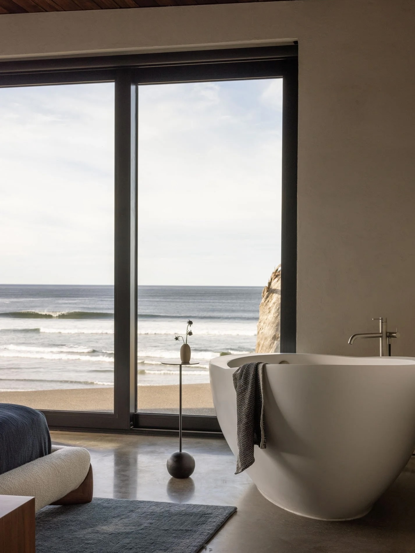freestanding tub bathroom