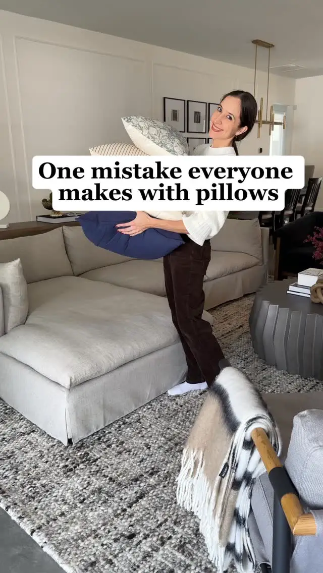 throw pillows bedroom