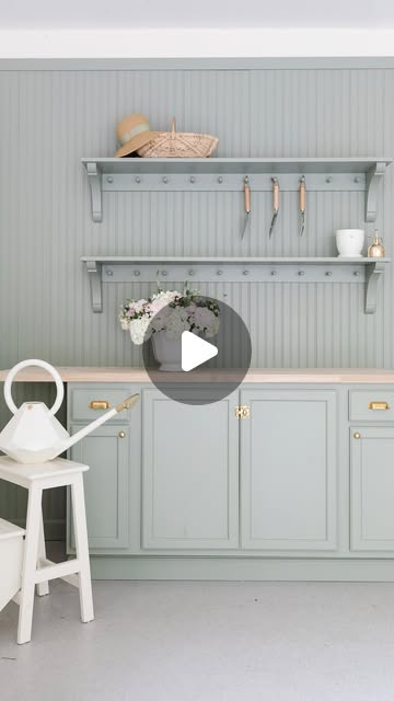29 Garden Potting Bench Ideas To Upgrade Your Outdoor Space 3 garden potting bench ideas