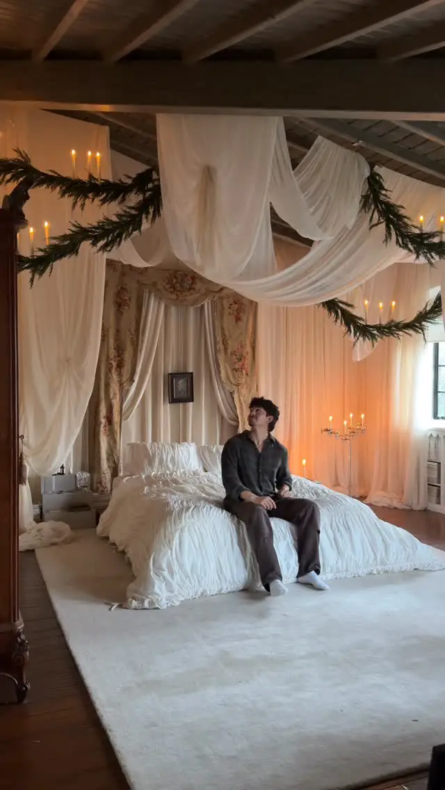 christmas apartment decor