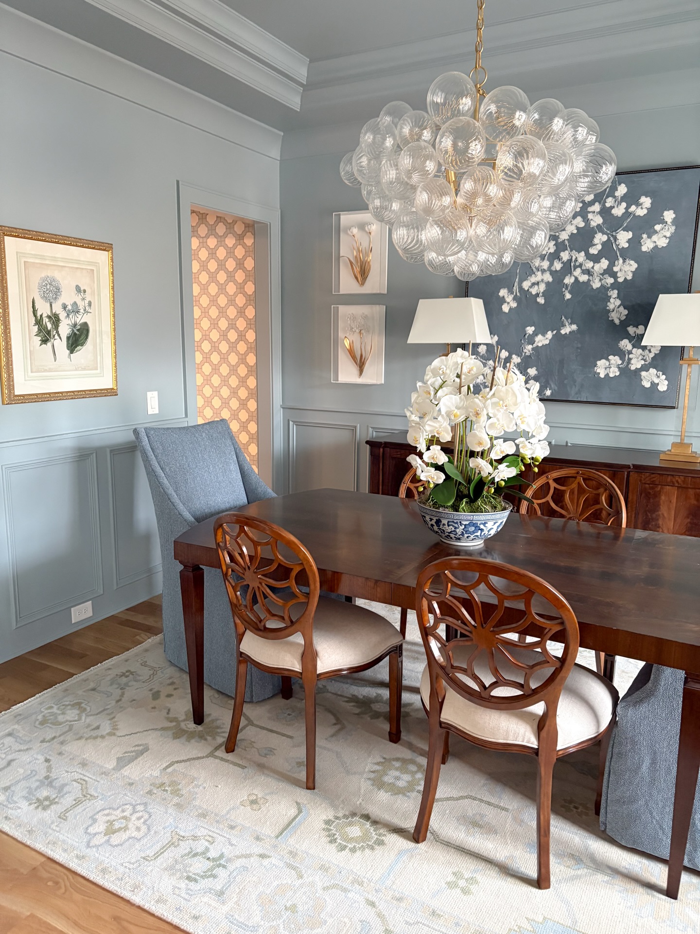 blue dining room decor