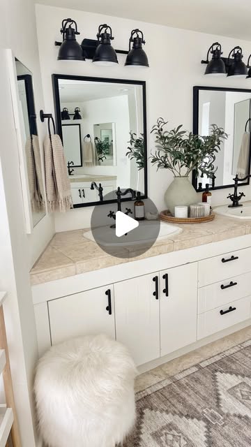 bathroom vanity decor