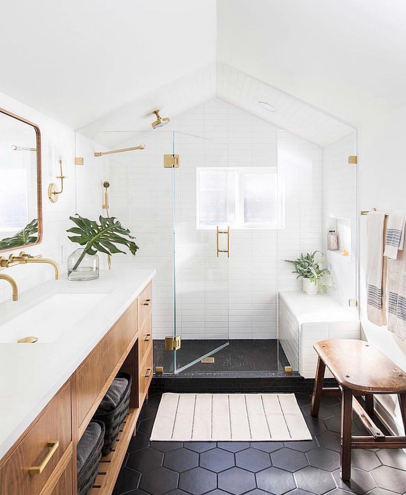 matte black bathroom decor