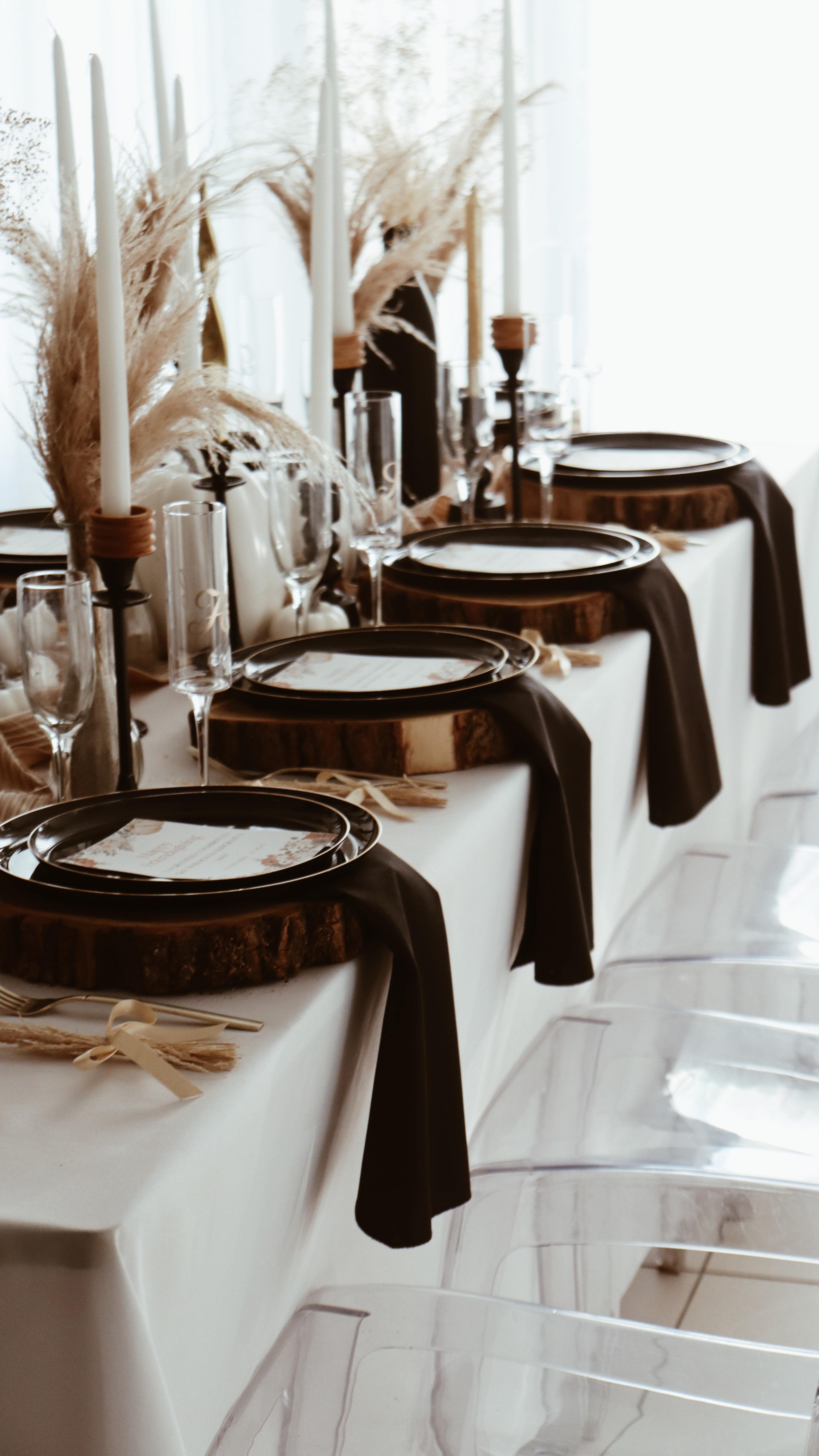 thanksgiving dining room table