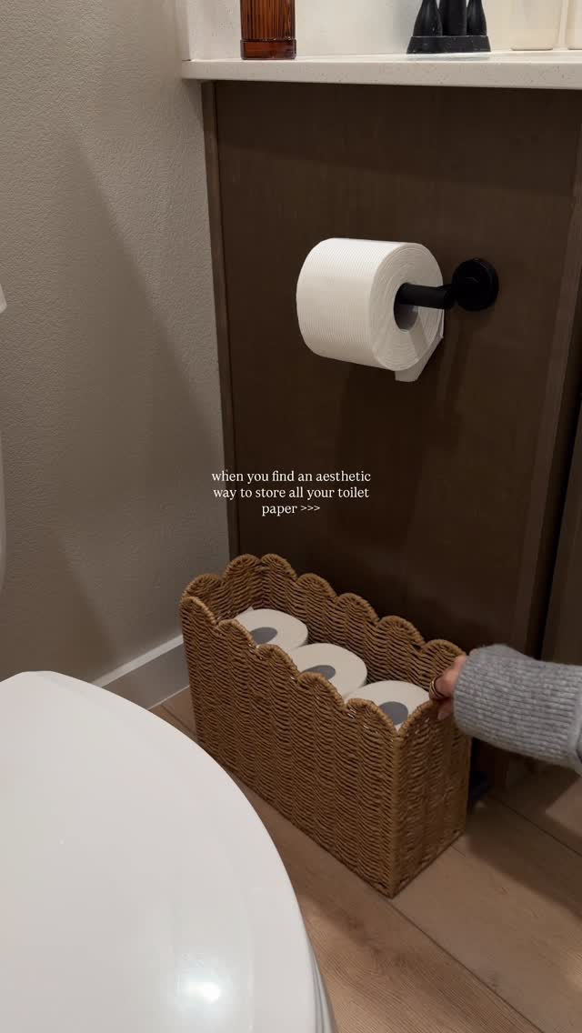 bathroom basket organization