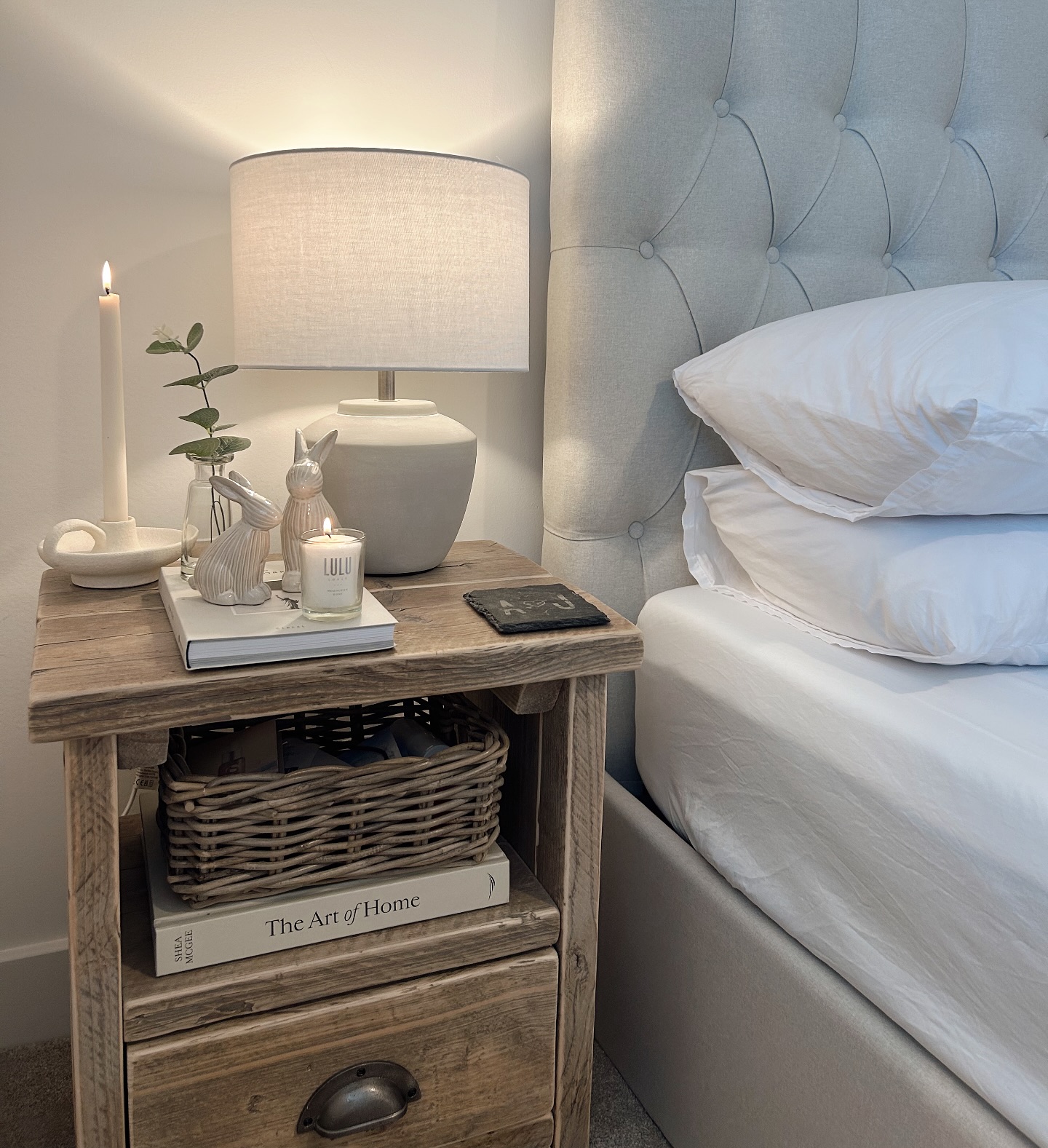 bedside table decor