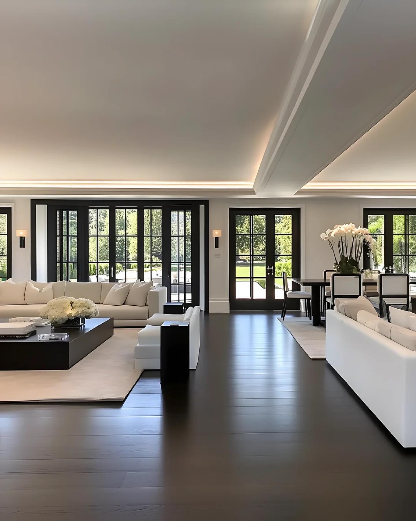 black and white apartment decor