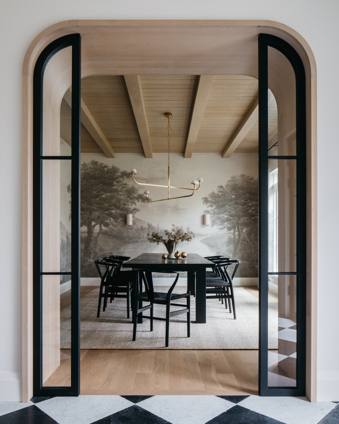 27 Dining Room Accent Wall Ideas For A Stylish, Cozy Makeover 6 dining room accent wall