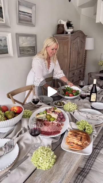 everyday table setting
