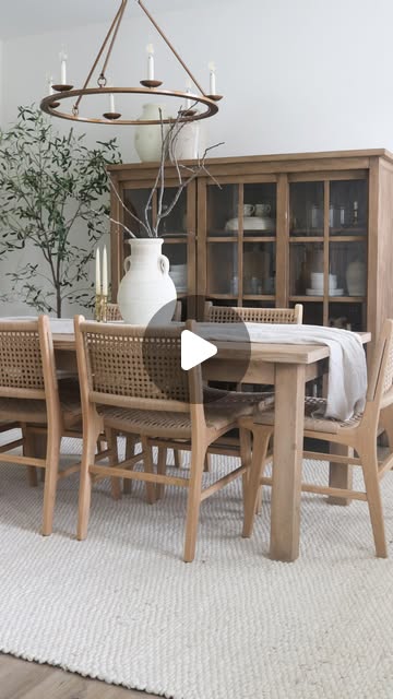 modern farmhouse dining room